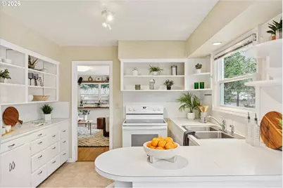 8524 N Saint Johns Ave, Portland, OR 97203 - Photo 15