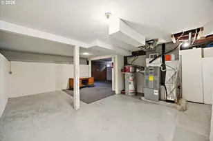 8524 N St Johns Ave, Portland, OR 97203 - Photo 33