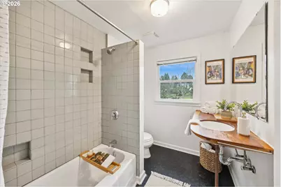8524 N Saint Johns Ave, Portland, OR 97203 - Photo 23
