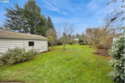 8524 N Saint Johns Ave, Portland, OR 97203 - Photo 37