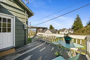 301 Alameda Ave, Astoria, OR 97103 - Photo 25