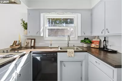 1315 Lehigh Way, Albany, OR 97322 - Photo 15