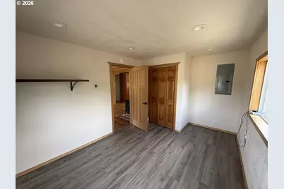 197 N 13th St, Lakeside, OR 97449 - Photo 11