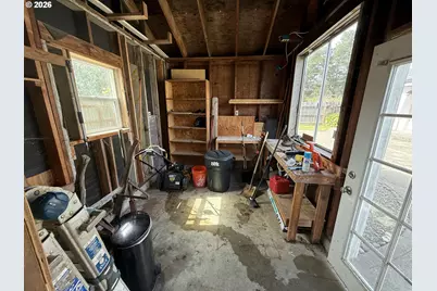 197 N 13th St, Lakeside, OR 97449 - Photo 23
