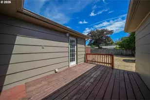 830 S 7th St, Cottage Grove, OR 97424 - Photo 21