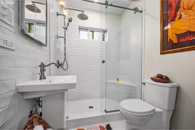 4234 SW Hume St, Portland, OR 97219 - Photo 17