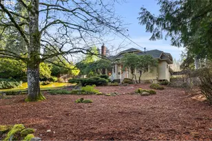 4234 SW Hume St, Portland, OR 97219 - Photo 3