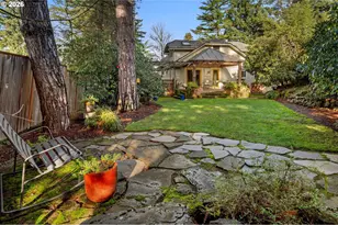 4234 SW Hume St, Portland, OR 97219 - Photo 29