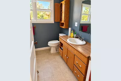 303 W Court St, Condon, OR 97823 - Photo 11