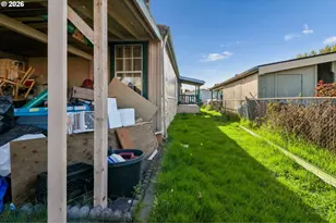 301 E Columbia Dr, Newberg, OR 97132 - Photo 11