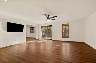 1843 SE Moorwood Ct, Bend, OR 97702 - Photo 13