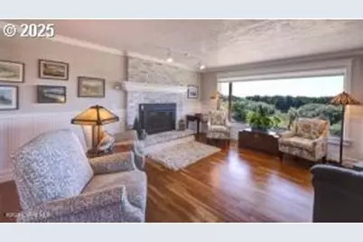 89796 Sea Breeze Dr, Warrenton, OR 97146 - Photo 17