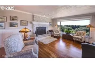 89796 Sea Breeze Dr, Warrenton, OR 97146 - Photo 17