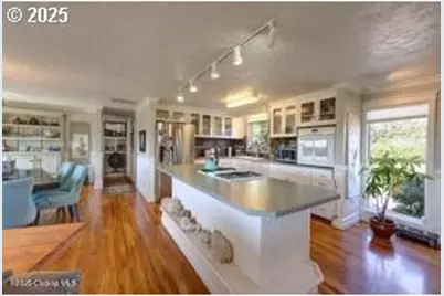 89796 Sea Breeze Dr, Warrenton, OR 97146 - Photo 19