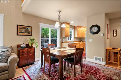 920 Hemlock St, Florence, OR 97439 - Photo 15