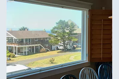 131 W Nebesna St, Cannon Beach, OR 97110 - Photo 7