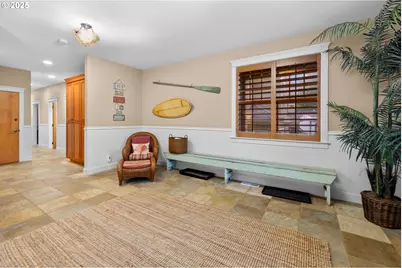 131 W Nebesna St, Cannon Beach, OR 97110 - Photo 33