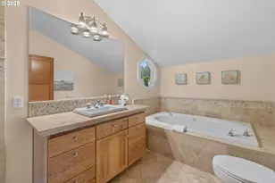 131 W Nebesna St, Cannon Beach, OR 97110 - Photo 31