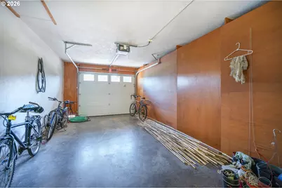 2190 Pierce St, Eugene, OR 97405 - Photo 17