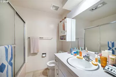 2190 Pierce St, Eugene, OR 97405 - Photo 15