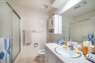 2190 Pierce St, Eugene, OR 97405 - Photo 15