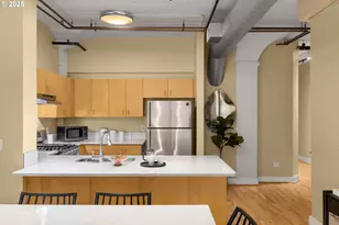 300 NW 8th Ave, Portland, OR 97209 - Photo 9