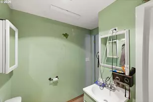 1955 Maple St, North Bend, OR 97459 - Photo 21