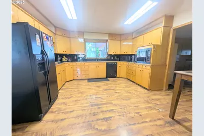 710 Esther Ave, Imbler, OR 97841 - Photo 3