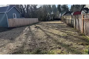 2109 E 26th St, Vancouver, WA 98661 - Photo 3