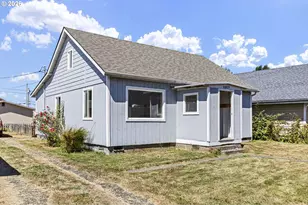 1057 Greenwood Ave, Reedsport, OR 97467 - Photo 1
