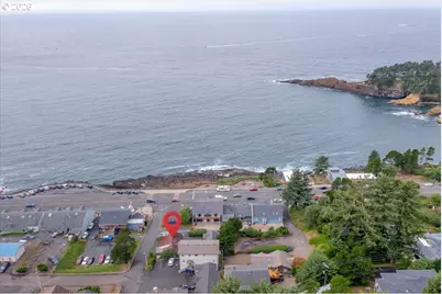 25 NE Clarke St, Depoe Bay, OR 97341 - Photo 5