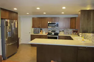 910 Easy St, Brookings, OR 97415 - Photo 17
