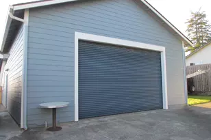 910 Easy St, Brookings, OR 97415 - Photo 5