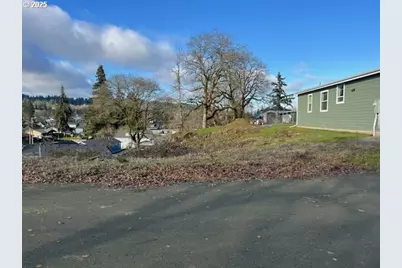 830 Wyeth, Saint Helens, OR 97051 - Photo 1