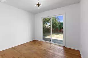 601 SE 135th Ave, Portland, OR 97233 - Photo 19