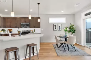 5190 Holly St, Springfield, OR 97478 - Photo 5