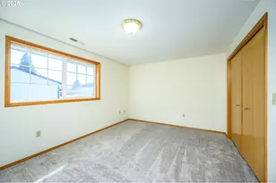 824 NE Ashby Ct, McMinnville, OR 97128 - Photo 25