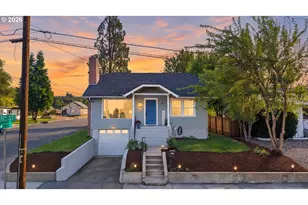 1218 E 11th St, The Dalles, OR 97058 - Photo 1