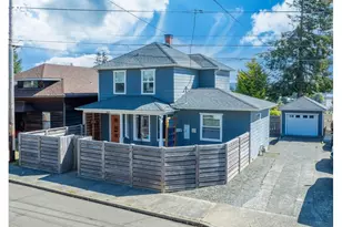 662 S 11th St, Coos Bay, OR 97420 - Photo 1