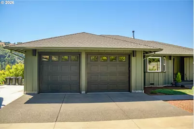3952 Del Rio Rd, Roseburg, OR 97471 - Photo 15
