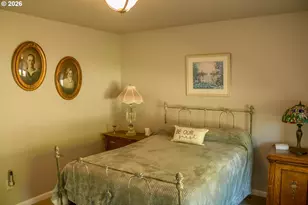 3952 Del Rio Rd, Roseburg, OR 97471 - Photo 11