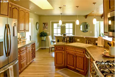 3952 Del Rio Rd, Roseburg, OR 97471 - Photo 3
