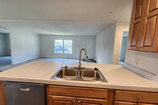 110 NW 4th St, Warrenton, OR 97146 - Photo 7