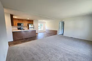 110 NW 4th St, Warrenton, OR 97146 - Photo 3