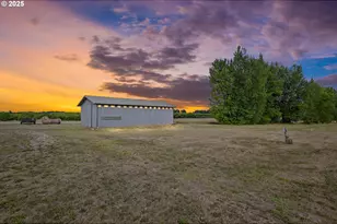 10418 Champoeg Rd, Aurora, OR 97002 - Photo 31