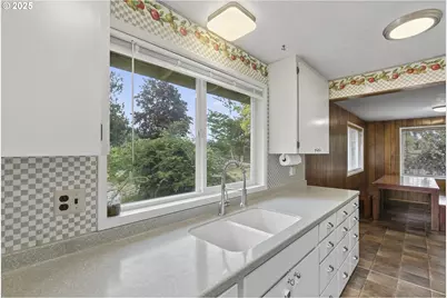 10418 Champoeg Rd, Aurora, OR 97002 - Photo 9