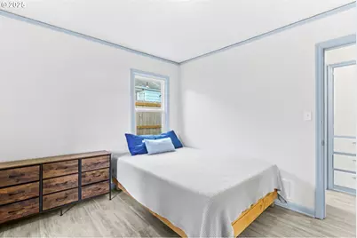 6824 N Commercial Ave, Portland, OR 97202 - Photo 31