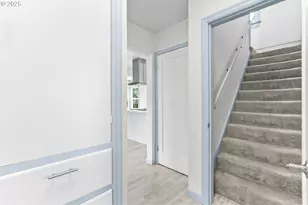 6824 N Commercial Ave, Portland, OR 97202 - Photo 33