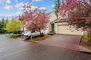 38800 Cascadia Village Dr, Sandy, OR 97055 - Photo 19