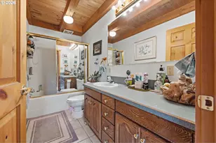441 Echo Dr, Roseburg, OR 97470 - Photo 17